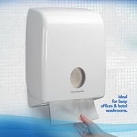 HANDDOEK SCOTT CONTROL I-VOUW 1-LAAGS 200X210MM 15X304 VEL WIT 6689-3