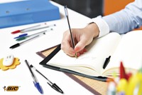 BALPEN BIC CRISTAL MEDIUM BLAUW DOOS À  90+10 GRATIS-2